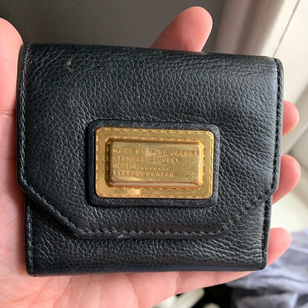 Marc Jacobs trifold wallet
